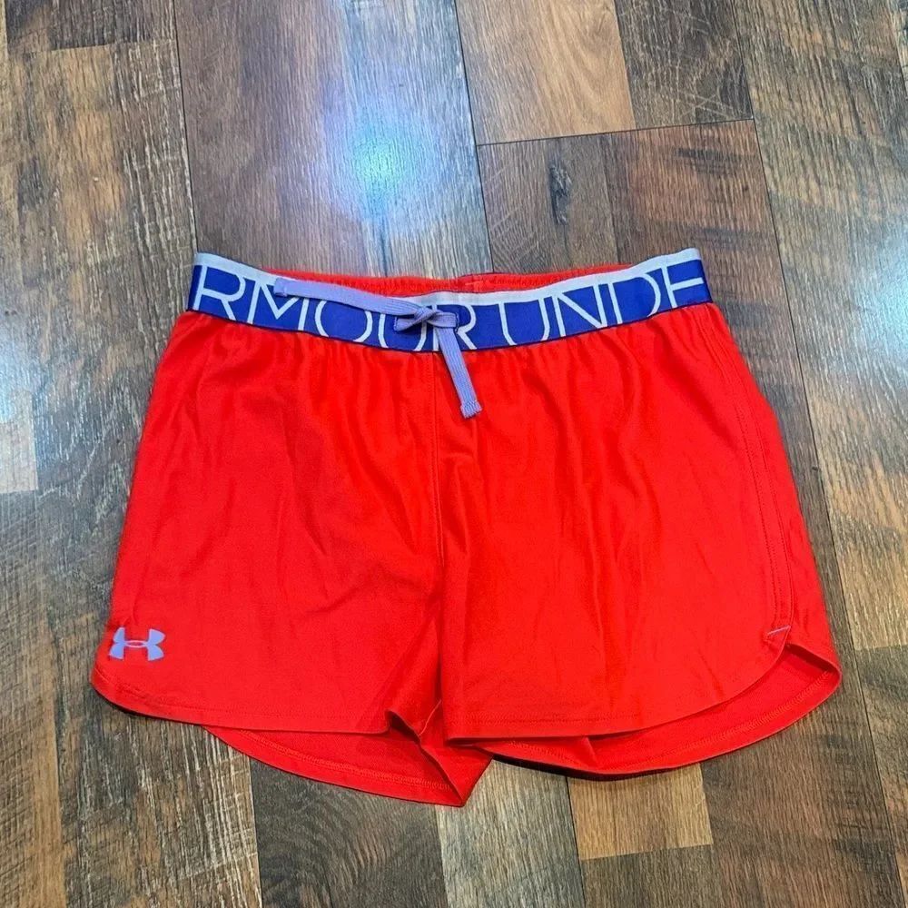 Under Armour Women's Bright Red Athletic Shorts YL (3750)